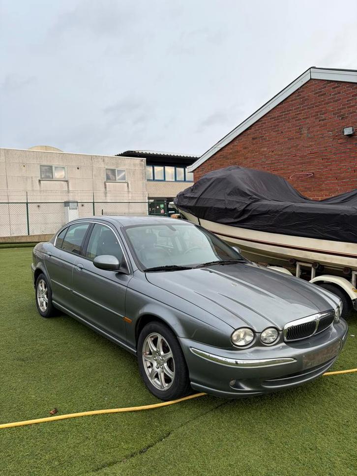 Jaguar X Type Benzine, Auto's, Jaguar, Particulier, X-Type, Benzine, Euro 3, Berline, 5 deurs, Automaat, Zilver of Grijs, Zwart