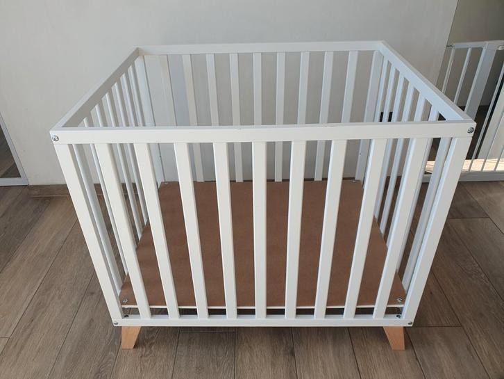 Quax Park wit Alix + matras + 2 hoezen jollein, Kinderen en Baby's, Babyparken, Ophalen