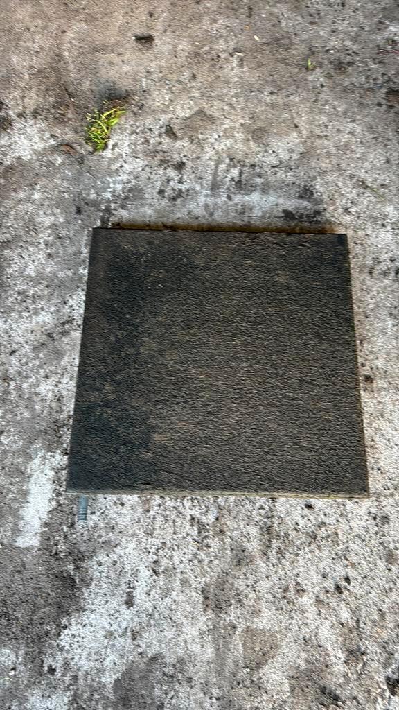 Rubberen tegels 50x50x4,5 speeltoestel stal ed ruim 40m2, Tuin en Terras, Tegels en Klinkers, Gebruikt, Rubber, 10 m² of meer