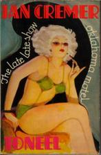 (b38) Toneel, inhoud The late late show & Oklahoma motel, Boeken, Verzenden, Gelezen