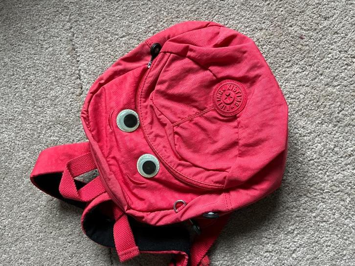 Boekentas (x4) + rugzak (kleuters/lager onderwijs), Handtassen en Accessoires, Tassen | Schooltassen, Ophalen