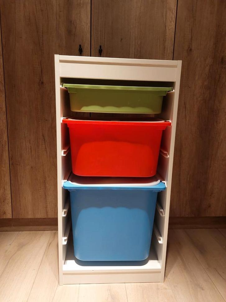 Opbergkast Trofast met 3 bakken, Kinderen en Baby's, Kinderkamer | Commodes en Kasten, Zo goed als nieuw, Commode, Ophalen