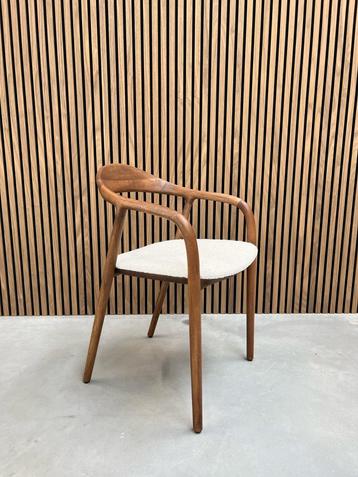 Artisan Neva eetkamerstoel Karakorum seat beschikbaar voor biedingen