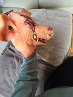 Carnaval masker varken, Ophalen