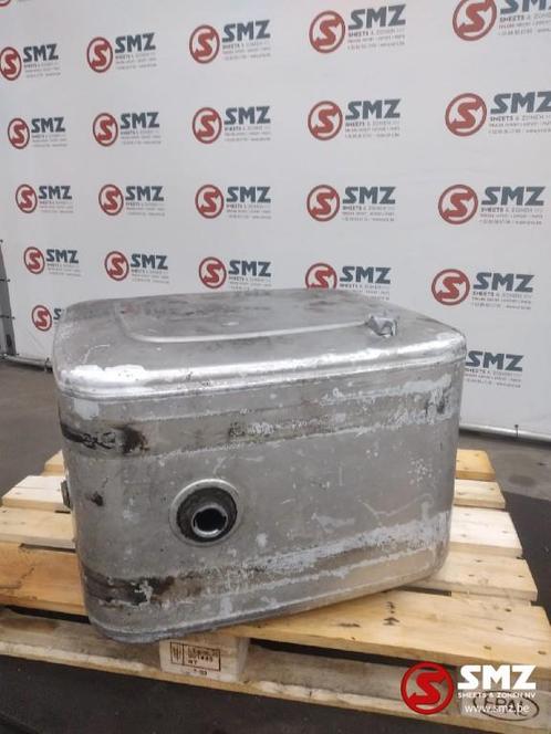 Occ hydraulische tank 200L 70cmx45cmx63cm, Auto-onderdelen, Vrachtwagen-onderdelen, Overige merken, Overige Auto-onderdelen, Gebruikt
