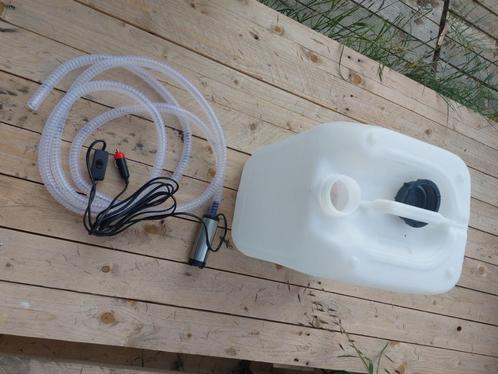 Bidon jerrycan + pomp, Huis en Inrichting, Overige Huis en Inrichting, Zo goed als nieuw, Ophalen