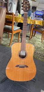 Alvarez gitaar, Ophalen, Zo goed als nieuw, Western- of Steelstringgitaar, Met koffer