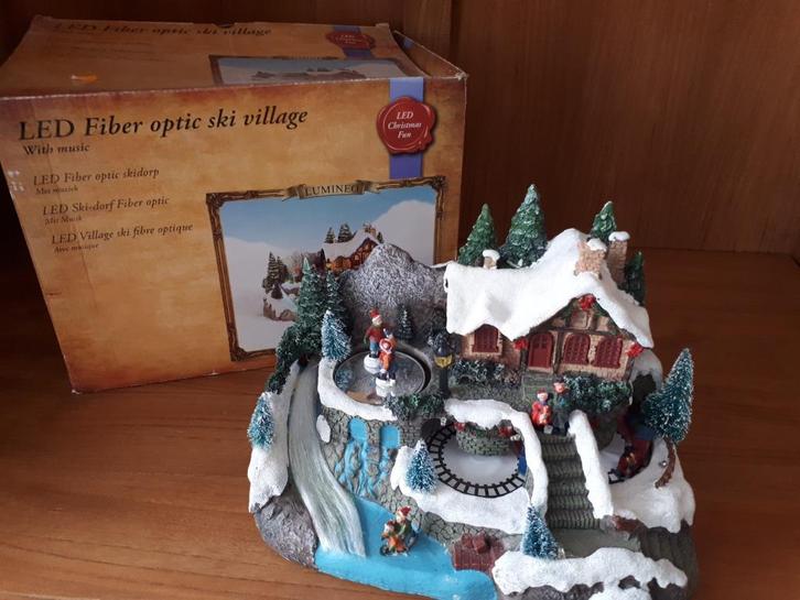 Muzikale diavoorstelling van het kersthuis, Diversen, Kerst, Zo goed als nieuw, Ophalen of Verzenden