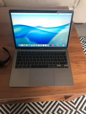 Macbookair 512 gb. M1. 2020 beschikbaar voor biedingen