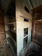 Metalen rek, Enlèvement, Utilisé