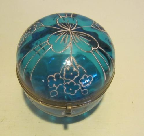 Antieke Victoriaanse glazen bonbonniere email 55, Antiek en Kunst, Antiek | Glaswerk en Kristal, Verzenden