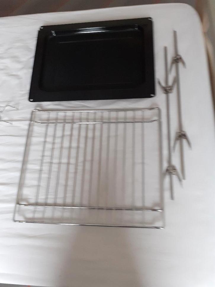 bakplaat, rooster en grillspitijzers NIEUW  (samen of apart), Elektronische apparatuur, Ovens, Nieuw, Vrijstaand, Oven, Ophalen of Verzenden