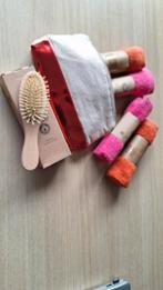 Make-up tasje borstel handdoekjes 3€(nieuw), Handtassen en Accessoires, Overige Accessoires, Ophalen of Verzenden, Zo goed als nieuw