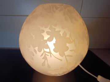 Nachtlampje met bijzonder warm licht beschikbaar voor biedingen