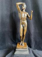 Bronzen beeld mooie naakte man, Rodin 47 cm zuiver brons, Antiquités & Art, Art | Sculptures & Bois, Enlèvement ou Envoi