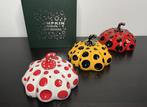 Yayoi Kusama: set van 3 sculpturen. Met originele doos, Ophalen of Verzenden