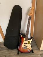 Fender elektrische guitaar, Muziek en Instrumenten, Snaarinstrumenten | Gitaren | Elektrisch, Ophalen, Gebruikt, Solid body, Fender