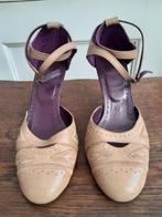 Elegante sandalen., Ophalen