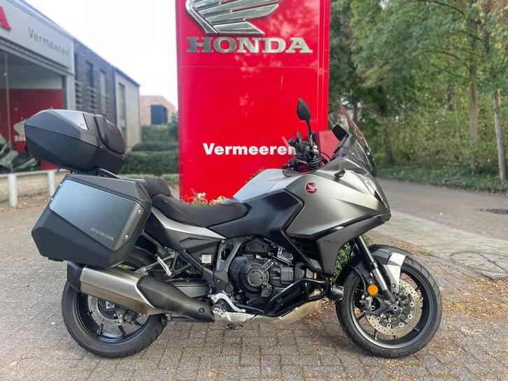 Honda NT1100 DCT (bj 2023), Motoren, Motoren | Honda, Bedrijf, Toermotor