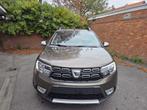 Dacia Sandero Benzine Automaat 79000dkm Perfect Staat, Auto's, 4 deurs, 4 cilinders, Bruin, Particulier