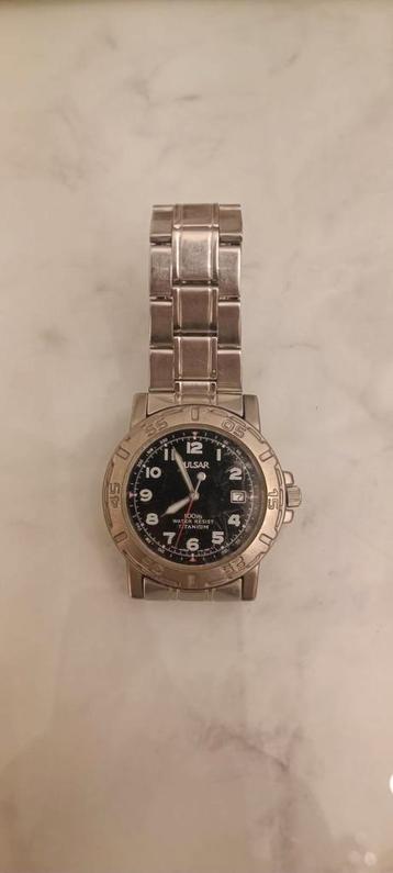 Montre Lorus Pulsar titanium 100 m water resistant