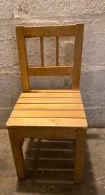 Petite chaise en bois pour enfant, Utilisé