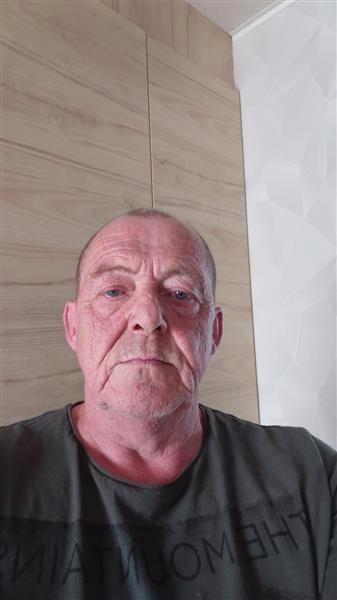 man zoekt vrouw, Contacten en Berichten, Man zoekt Vrouw