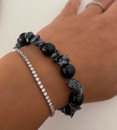 Armband van edelstenen zwarte onyx en sneeuwvlok Obsidiaan, Bijoux, Sacs & Beauté, Pierres précieuses, Enlèvement ou Envoi