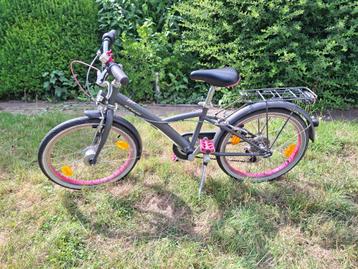 Meisjesfiets 20 inch beschikbaar voor biedingen
