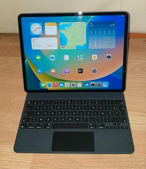 Ipad pro + Apple Keyboard gecertificeerde Apple garantie met, Computers en Software, Apple iPads, Zo goed als nieuw, 9 inch, Ophalen of Verzenden
