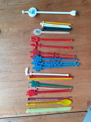 Plastic (cocktail) roerstaafjes beschikbaar voor biedingen
