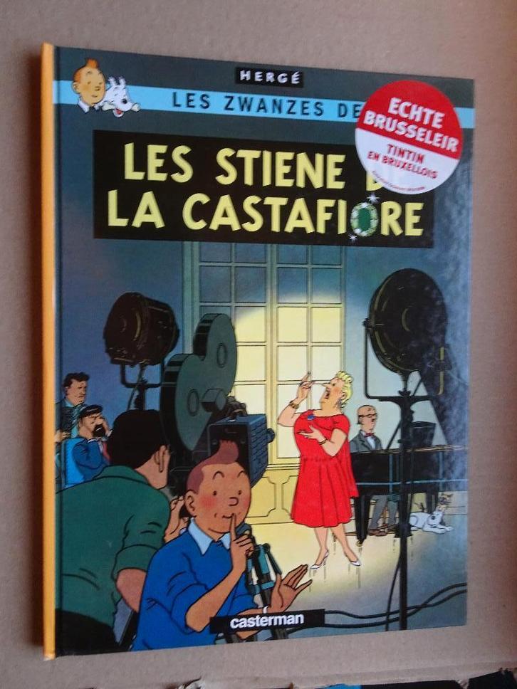 BD Tintin - Les Bijoux de la Castafiore (en Bruxellois), Collections, Personnages de BD, Comme neuf, Livre ou Jeu, Tintin, Enlèvement ou Envoi