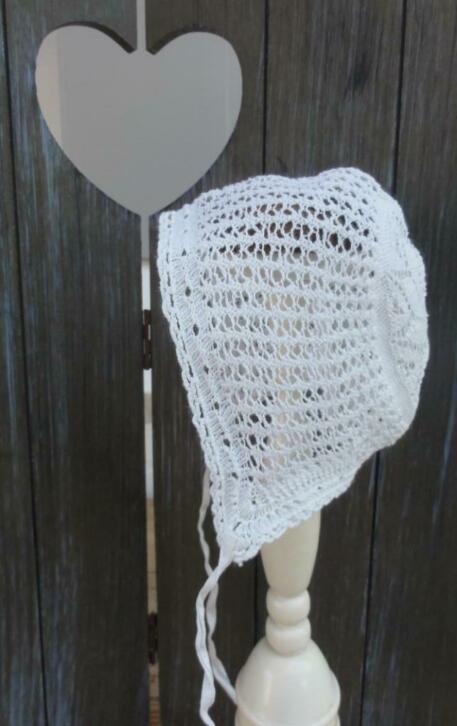 SALE 4 oude Franse ( fijne) gebreide poppen / baby mutsje, Verzamelen, Poppen, Gebruikt, Pop, Ophalen of Verzenden