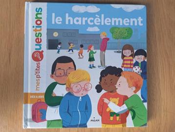 Le harcèlement - mes p'tites questions - Milan beschikbaar voor biedingen
