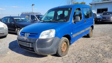 peugeot partner 1.9d 137000km TREKHAAK 2004 beschikbaar voor biedingen