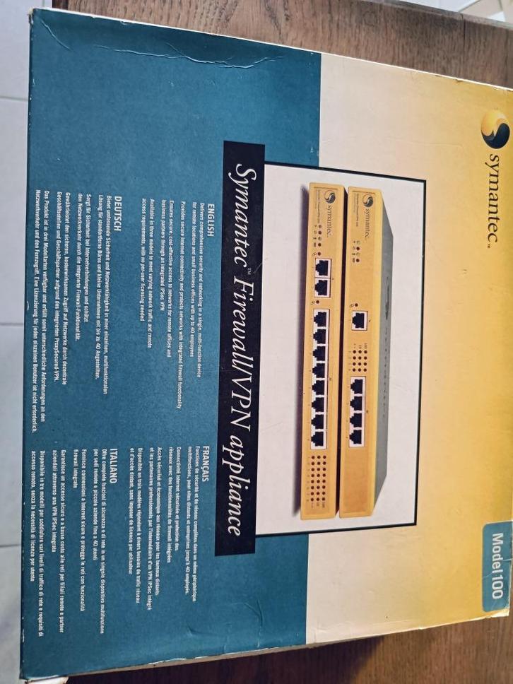 Symantec router firewall VPN, Computers en Software, Routers en Modems, Zo goed als nieuw, Router, Ophalen