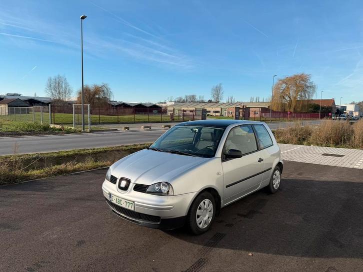Seat Arosa 1.4 Benzine! Automaat! 91000km! Gekeurd! 1st eig!, Autos, Seat, Entreprise, Arosa, ABS, Airbags, Peinture métallisée