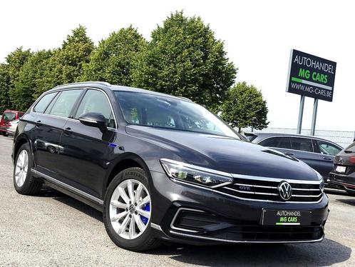VOLKSWAGEN PASSAT 1.4 GTE HYBRIDE 2021 ALCANTARA LED LIGHTS, Auto's, Volkswagen, Bedrijf, Te koop, Passat, ABS, Achteruitrijcamera