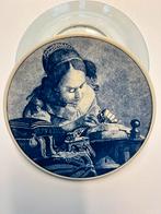 « La dentellière » bleue de Delft, Antiquités & Art, Enlèvement ou Envoi