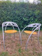 2 design stoelen, stapelbaar, Ophalen, Gebruikt, Twee, Metaal