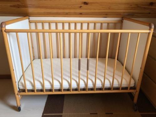 Lit Bébé avec matelas latex 60x120cm pour 80€ complet, Kinderen en Baby's, Kinderkamer | Bedden, Gebruikt, Matras, Ophalen