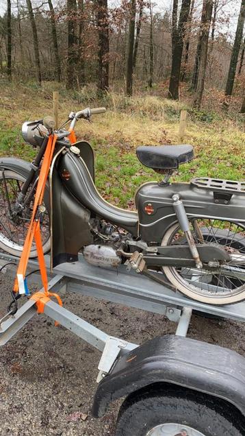 Location remorque 1 moto/scooteur beschikbaar voor biedingen