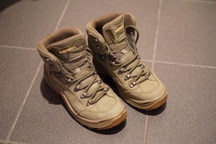 Lowa Renegade GTX Mid Ws – dames wandelschoenen maart 37,5, Sport en Fitness, Bergsport en Wandelen, Gebruikt, Schoenen, Ophalen of Verzenden
