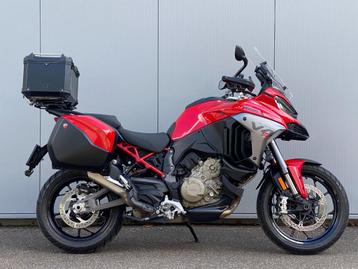 Ducati Multistrada V4S Radar & Travel / Model 2025 /Topstaat beschikbaar voor biedingen