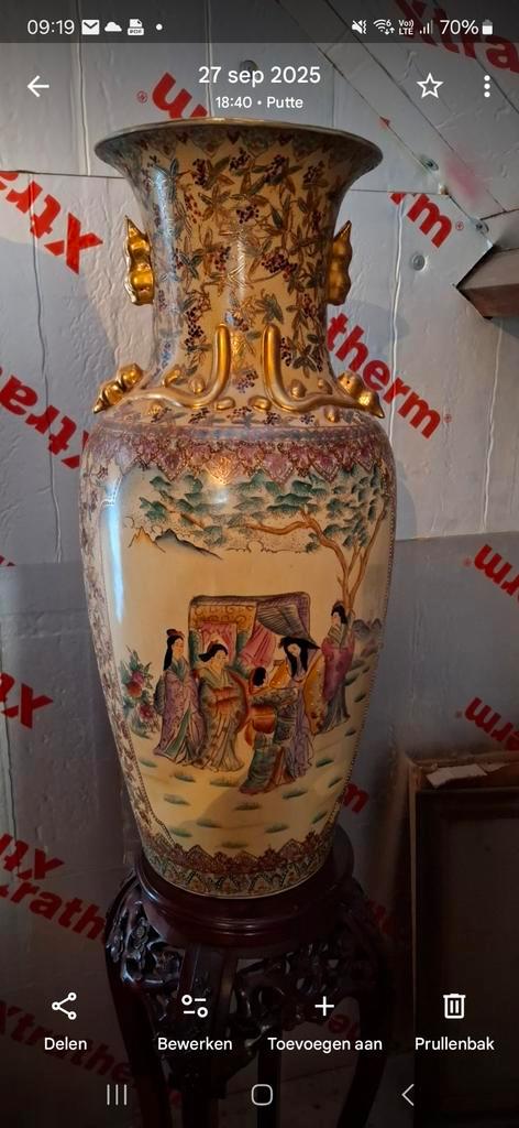 Chinese vaas met bijhorend tafeltje.., Antiek en Kunst, Antiek | Vazen, Ophalen
