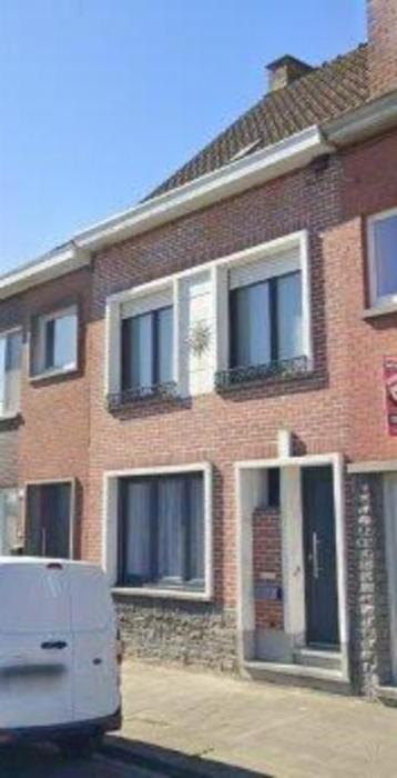 Agréable maison entre pignons avec jardin au Bois-Fichaux  beschikbaar voor biedingen