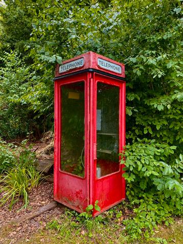 Originele Engelse Telefooncel Te Koop beschikbaar voor biedingen