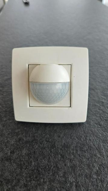 Bewegingsmelder Niko beschikbaar voor biedingen