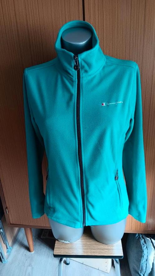 CHAMPION Zachtgroen licht fleece vestje maat 38-40, Kleding | Dames, Sportkleding, Zo goed als nieuw, Overige typen, Maat 38/40 (M)