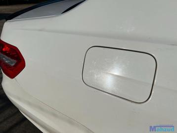 MERCEDES E KLASSE W212 wit 149 tank klep 2009-2013 beschikbaar voor biedingen